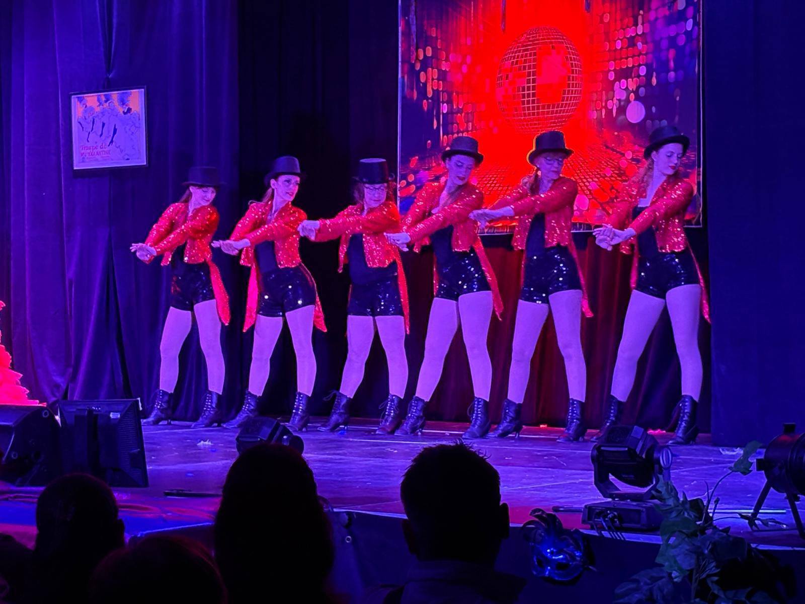 Danseuses de Music'ALL Cabaret Itinérant